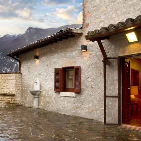SantʼAnatolia di Narco Villa Con Piscina "La Dogana Di Spoleto " מראה חיצוני תמונה