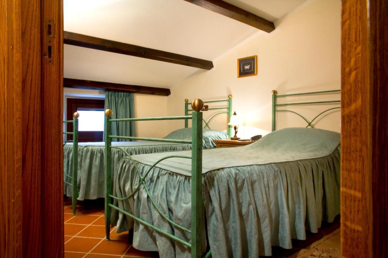 SantʼAnatolia di Narco Villa Con Piscina "La Dogana Di Spoleto " מראה חיצוני תמונה