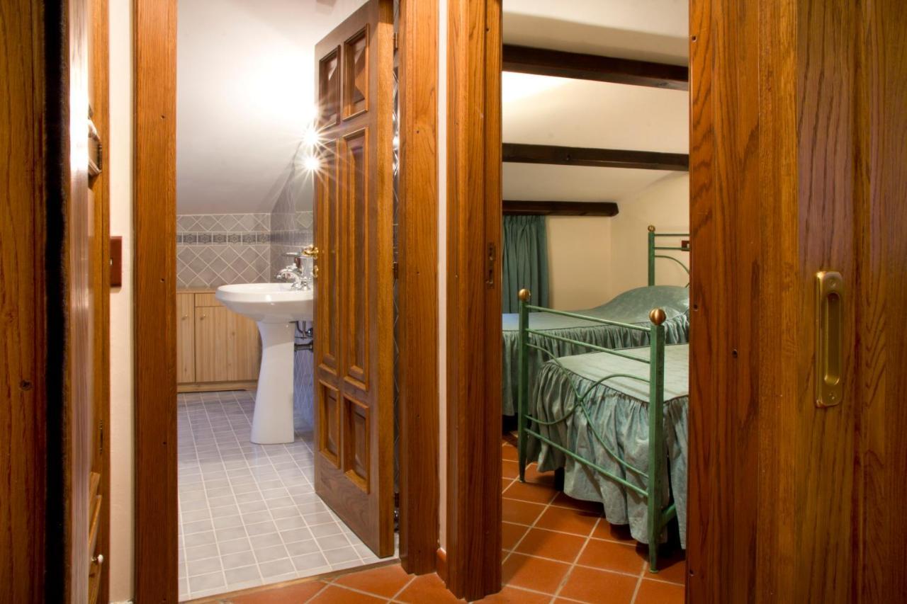 SantʼAnatolia di Narco Villa Con Piscina "La Dogana Di Spoleto " מראה חיצוני תמונה