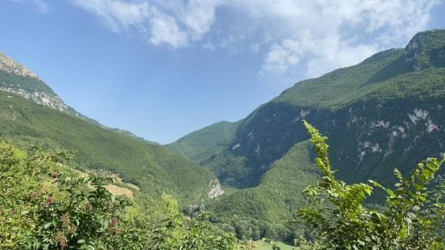 SantʼAnatolia di Narco Villa Con Piscina "La Dogana Di Spoleto " מראה חיצוני תמונה